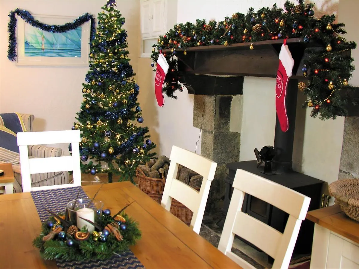 Holiday home Granary At Kergudon Gites Sizun
