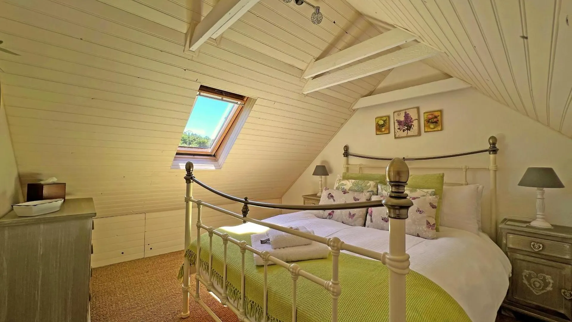 Holiday home Granary At Kergudon Gites Sizun